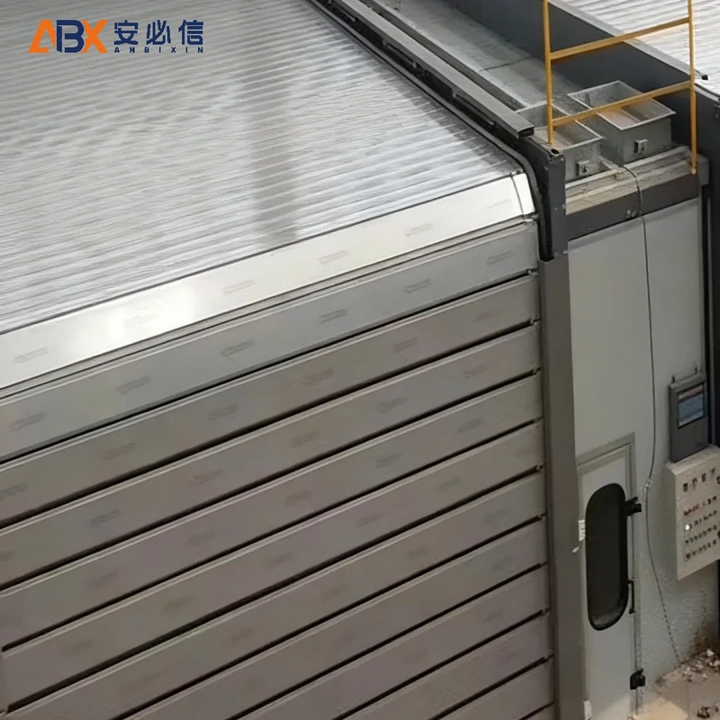 胡杨河消防高速门